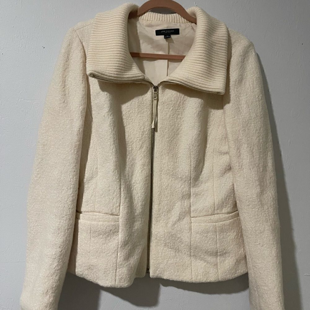 Ann Taylor sweater jacket wool blend size 12 cream white